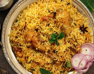 CHICKEN DUM BIRYANI